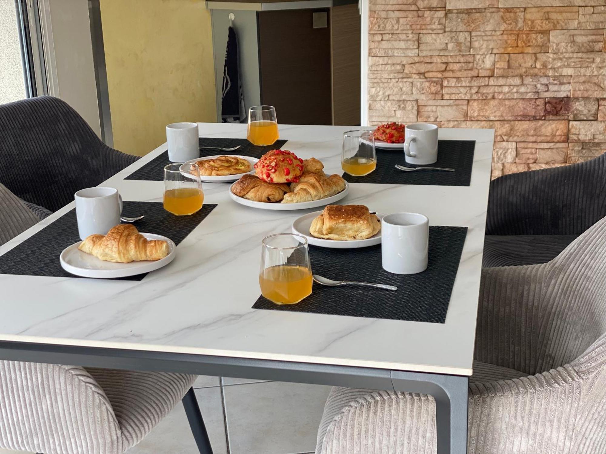Apartamento Decouvrez Le Charme Au Coeur De Gap Exterior foto