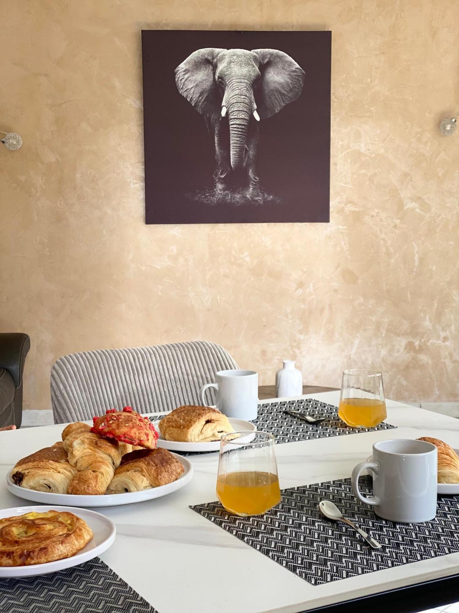 Apartamento Decouvrez Le Charme Au Coeur De Gap Exterior foto