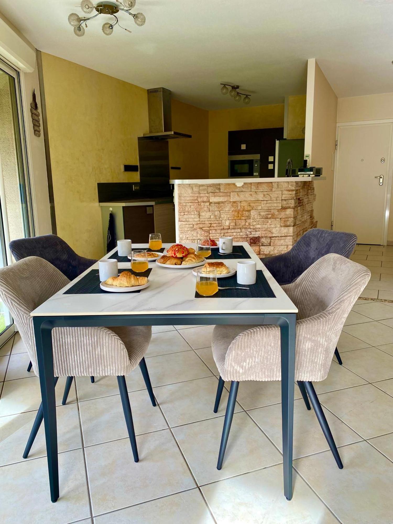 Apartamento Decouvrez Le Charme Au Coeur De Gap Exterior foto